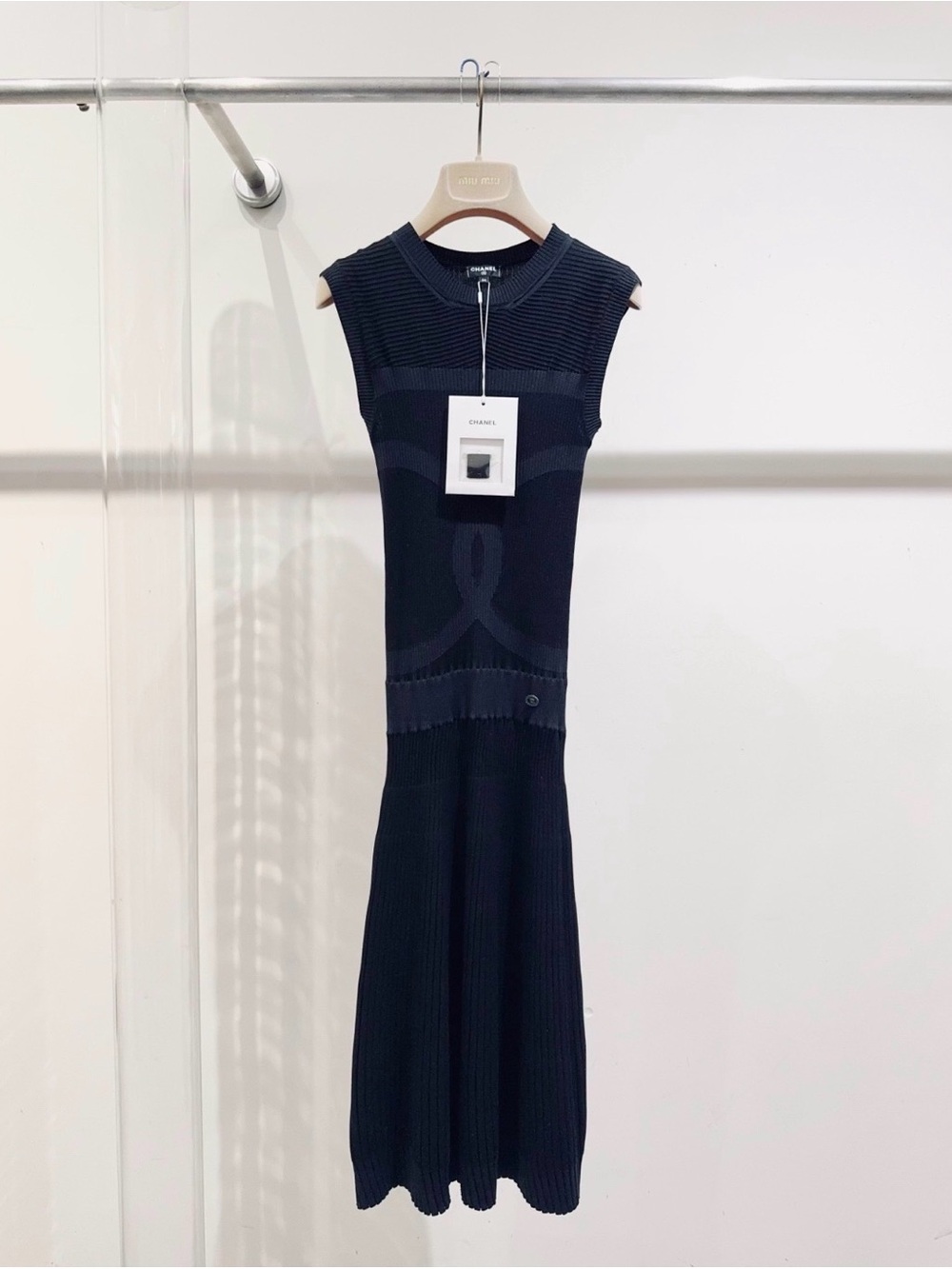 🚩steal CHANEL Navy Ribbed Sleeveless Midi Knit Dress